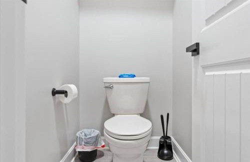 Lakefront Mansion!Close to SAC&Mahoney State Park! - Foto 68