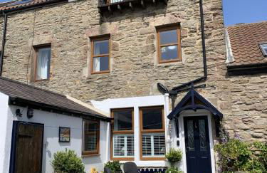 Sunnieside Cottage - Photo 1