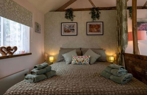 Field View Cottage hottub, dog friendly great view - Photo 20