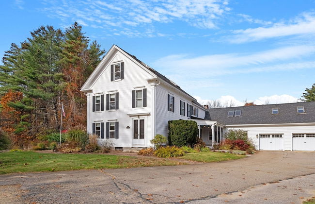Cozy Stay w Fireplace Near Gunstock Laconia - Photo 14