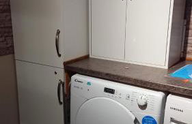 Enlli Fach cabin sleep's 2 adults and 2 children 2 dogs welcome not suitable for contract workers due to parking height restrictions - Photo 47