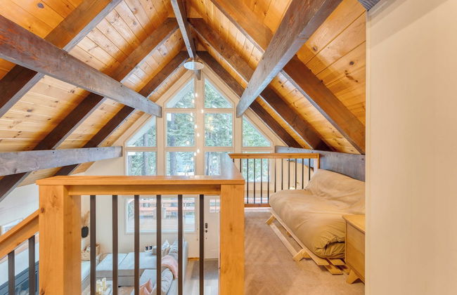 Peaceful Tahoe Retreat 5mins to Lake Cozy Modern Cabin - Foto 15