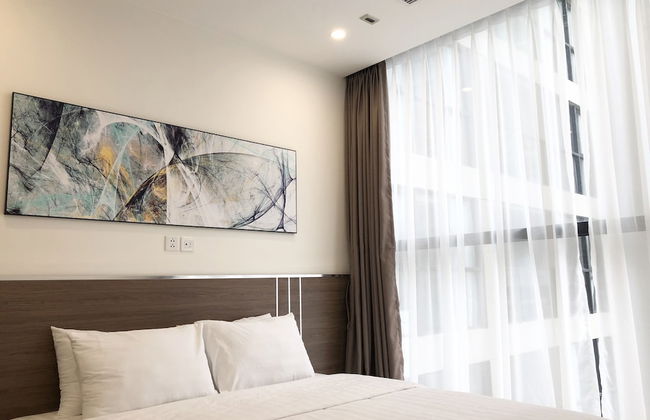 Luxury Condotel Vinhomes Skylake Keangnam - Photo 1