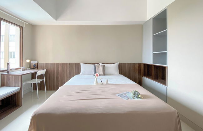 Cozy and Warm Studio at LRT City Jatibening Apartment - Foto 3