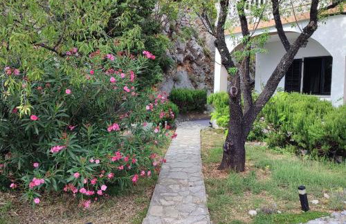 Holiday Home mit Meerblick by Interhome - Photo 7