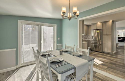 Pet-Friendly Revere Getaway, Steps from the T! - Foto 8