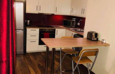 Vibrant Apartment at The Shore in Leith - Foto 3