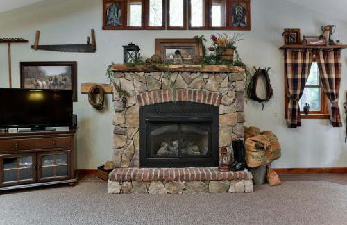 The Hiding Place - Foto 19