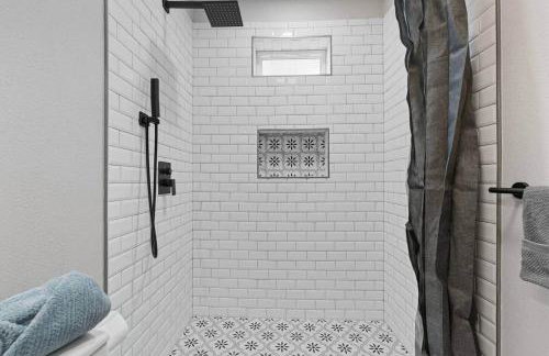 4 Ensuites Bed + Minutes to Anna Maria Island - Foto 49