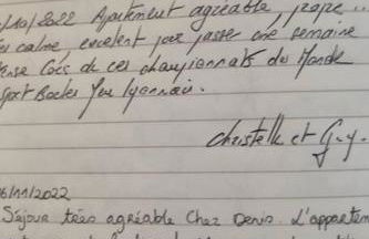 appart de charme a 2 pas du centre de Montbrison - Foto 17