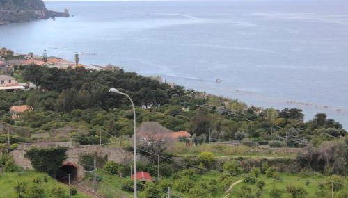 Casa Spisidda Appartamento monolocale "Vulcano" per 4 persone con vista sulle Eolie - Foto 2