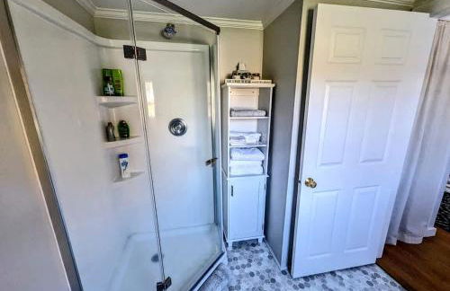 Cozy Waterfront Cottage with Private Beach and Fire Pit Near Gouldsboro, Maine - Foto 29