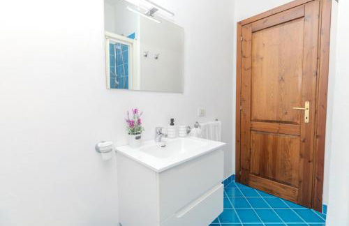 SPLENDIDO APPARTAMENTO SAN TEODORO La Suaredda - Foto 11