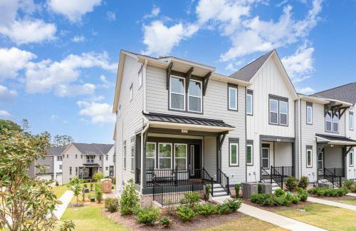 Spacious 4BR Near UNC Charlotte & Major Venues - Foto 4