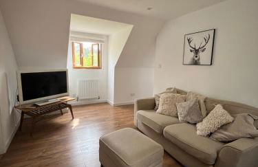 The Acorn Hideaway - Photo 1