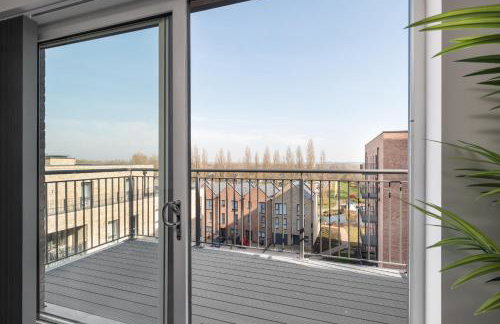 Lovely Home Near Canal, Park, & Central MK - Foto 6