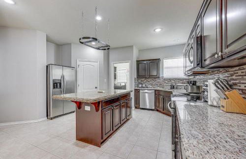 Private Theater and Pool Spacious Mission Home - Photo 9