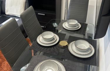 Cozy 2 Bed Flat in Town Centre - Foto 5