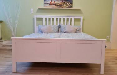 ruhiges Apartment mit guter Anbindung - Foto 2