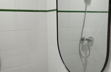 Habitaciones con baño propio y zonas compartidas - Foto 4