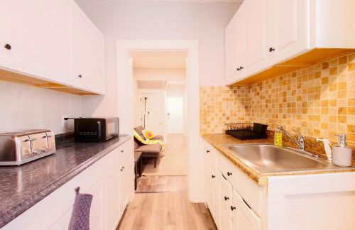 Serene Two-Bedroom Retreat - close to NYC - Foto 12