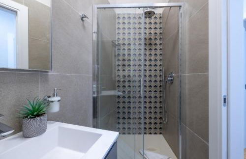 Angela luxury home,Premium Apartment for families - Photo 28