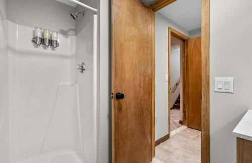 29 - Modern 5 Bedroom 2 Bath - Foto 9