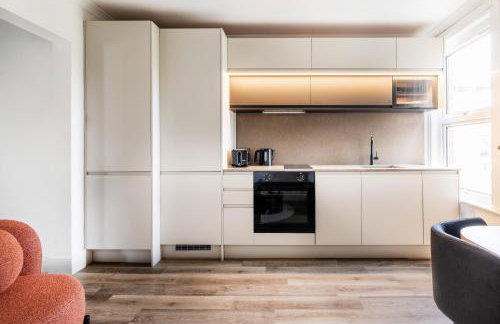 Newly Designed, 2br Apt, 5min from Northwood London Tube Station, NATO HQ, Ideal for Wembley, Warner Studio, Contractors - Foto 8