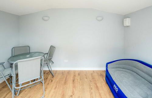 JB Stays Orpington - Photo 32