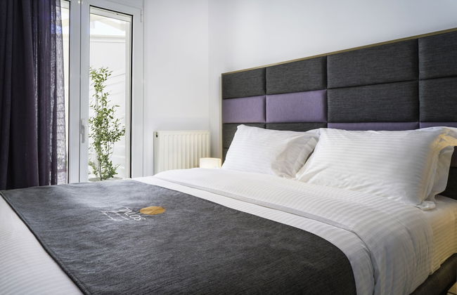 Talos Luxury Suites - Photo 11