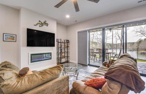 Lakefront Seneca Vacation Rental with Shared Dock! - Foto 3