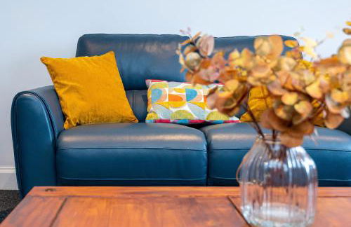 Lovely 3-bedroom flat with free parking - Foto 8