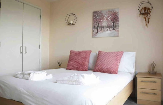 Comfy Duplex 2-bed Apartment in Milton Keynes - Foto 3