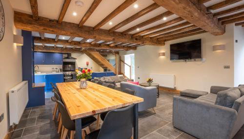 The Hophouse - Photo 4