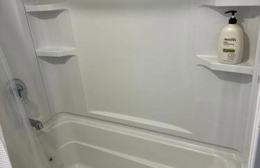 Historic Coastal Suite Steps to the Water - Suite One - Foto 9