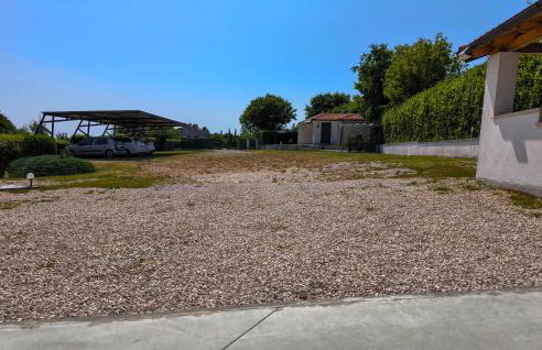 One-Bedroom Holiday Home In Zminj - Photo 12