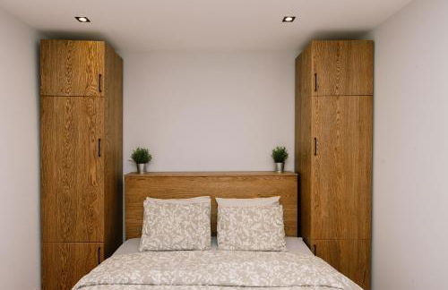 Ste's house at Macedonia Airport - Photo 10