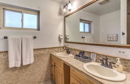 vegas saltwater, a luxury pool villa with 5BR, Spa, wet deck on a half acre lot - Foto 25