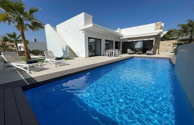 Modern Villa Near Guardamar - Foto 35