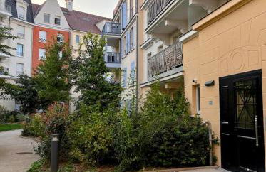 Elegant Apartment with Private Parking, close to Paris - Foto 27