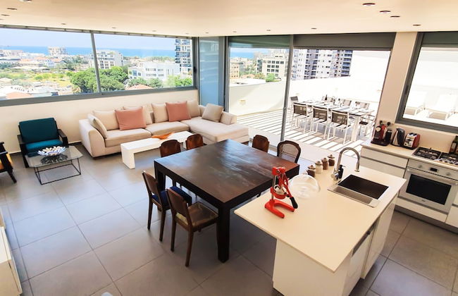 2BDR Roof Top Sea View Neve Tsedek TL56 - Foto 10