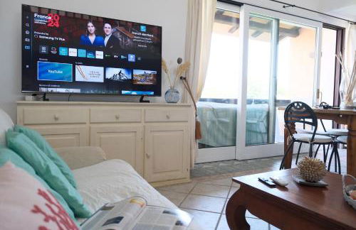 Porto Rotondo home with Pool access & Sea Views - Foto 26