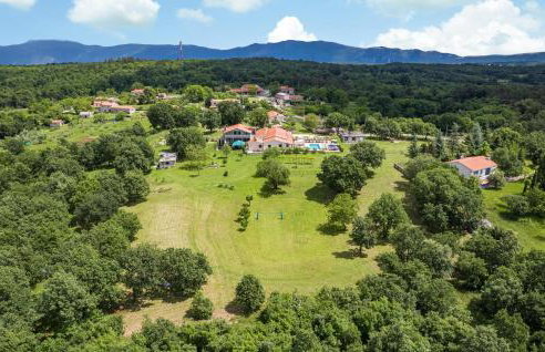 4 Bedroom Lovely Home In Labin - Photo 15