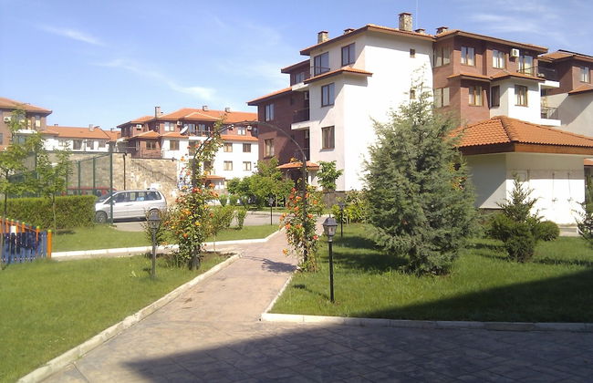 Stunning Apartment With Pool in Ravda, Bulgaria - Photo 12