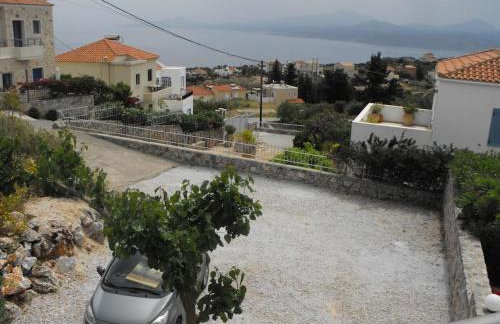 Christinas summer house with pool in Kefalas - Photo 41