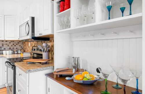 Seabreeze Cove Waterfront Gem 38 Foot Dock Cabana Club - Foto 113