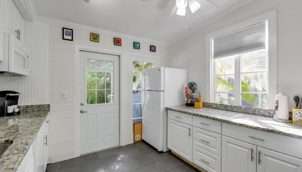 Coconut Palm by Brightwild Island Home w Pool - Foto 3, Habitación