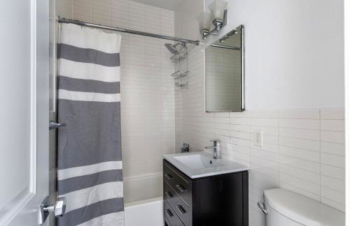 Blueground Chelsea Laundry Elevator NYC-1422 - Foto 12