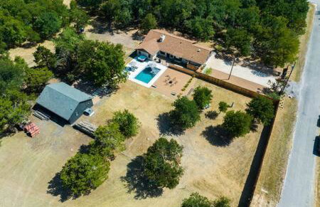 Hot Tub Pool + Firepit + Gameroom ~ Guesthouse - Foto 19