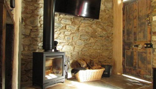Cornwall Log Burner no cleaning fee - Foto 1